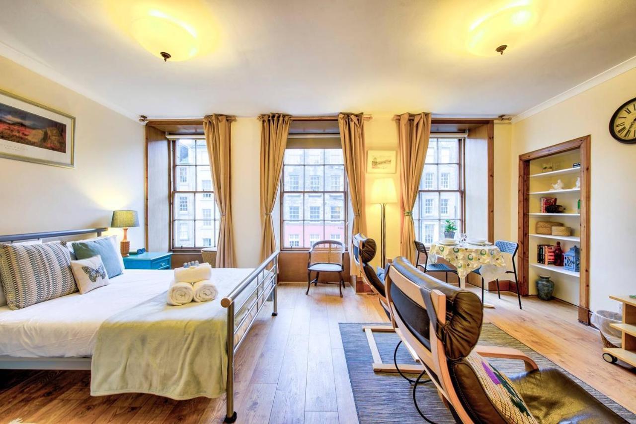 Joivy Royal Mile Apartment In Prime Location Edimburgo Esterno foto