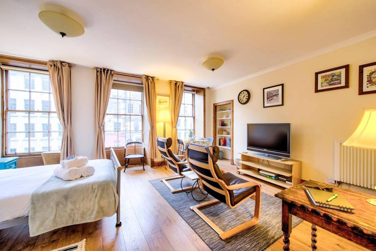 Joivy Royal Mile Apartment In Prime Location Edimburgo Esterno foto