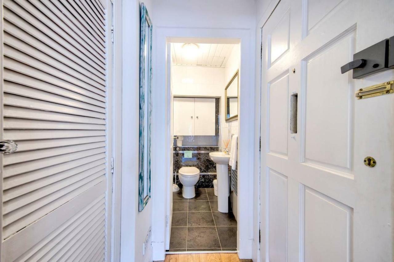 Joivy Royal Mile Apartment In Prime Location Edimburgo Esterno foto