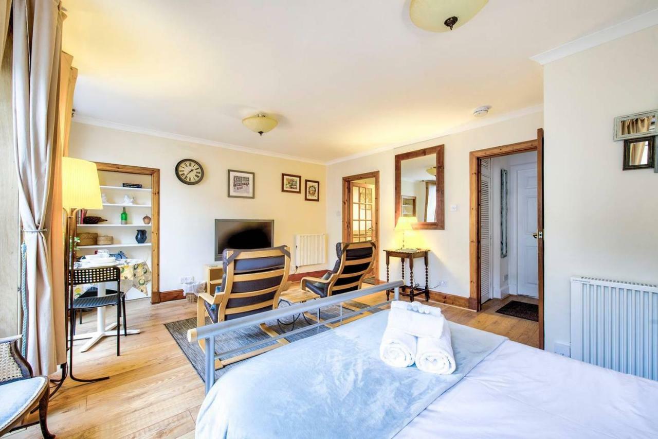 Joivy Royal Mile Apartment In Prime Location Edimburgo Esterno foto
